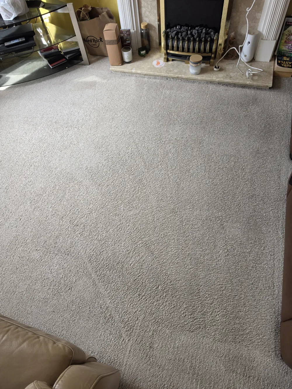 Carpet Cleaning in Pontefract 1 Light-coloured lounge carpet photographed during a New Life Carpet cleaning visit